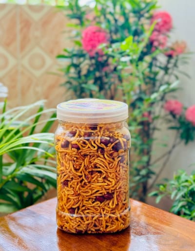 কুষ্টিয়া শিশির বেকারীর আলু চানাচুর (৩০০গ্রাম)_img_1